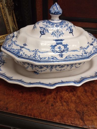 Антикварная супница