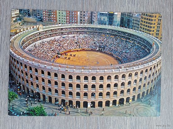 Этнография. Испания, Барселона. Арена для корриды