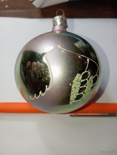 Ёлочная игрушка - Шарик ручная роспись . СССР . С рубля