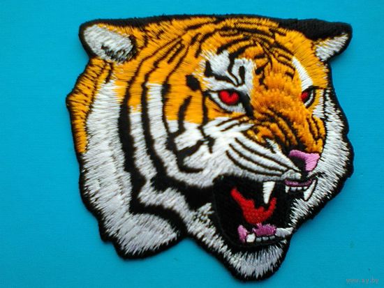 "Голова Тигра" - Нашивка - Размеры: 8,5/9 см.