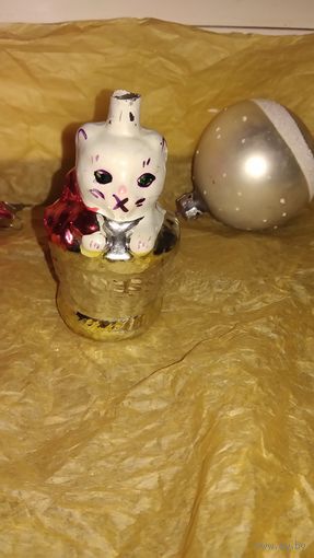 Елочная игрушка СССР . Кот в корзинке