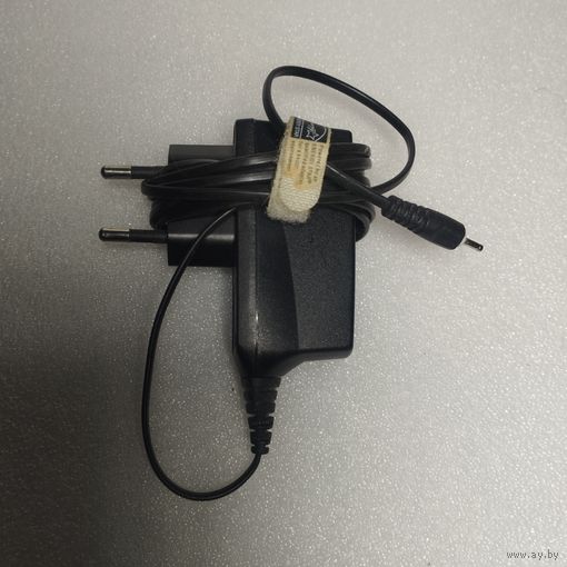 Зарядка для Nokia AC-8E оригинал тонкий штекер