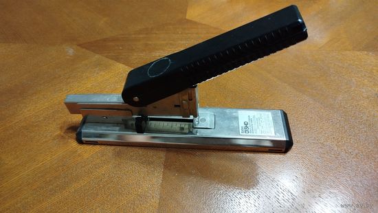 Степлер усиленный многолистовой  Bates 013HD Japan.