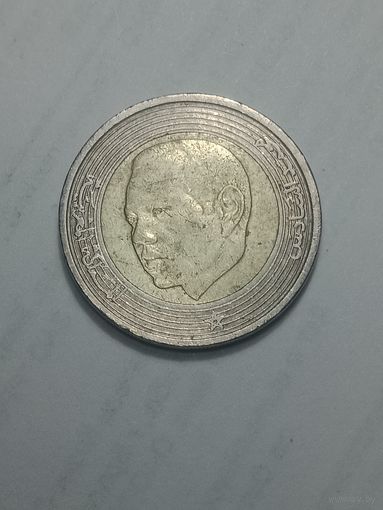 Морокко 5 дирхом 2002 года .