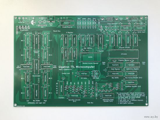 Печатная плата Gigatron TTL + плата Pluggy McPlugface