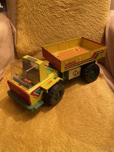 Игрушка. Машинка из СССР. без М. Ц.