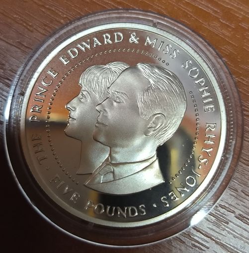 5 фунтов 1999 Гернси - серебро 28,28г 925 пр. -Свадьба Принца Уэльса и мисс Софи Рис-Джонс