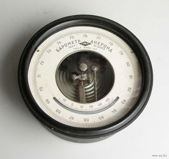 БАРОМЕТР - АНЕРОИД нерабочий 1954 год