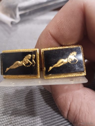 Красивые запонки из СССР.