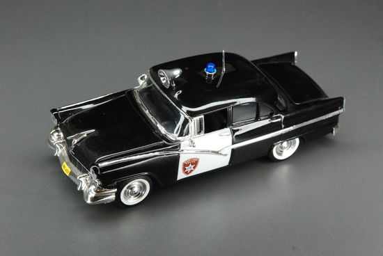 Модель автомобиля Ford-Fairlane 1:43 (Полицейские машины мира)
