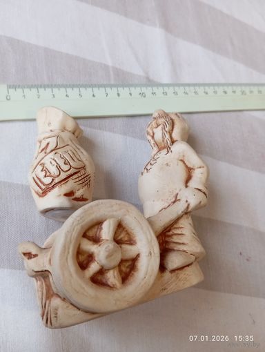 Статуэтка глиняная с перечницей новая