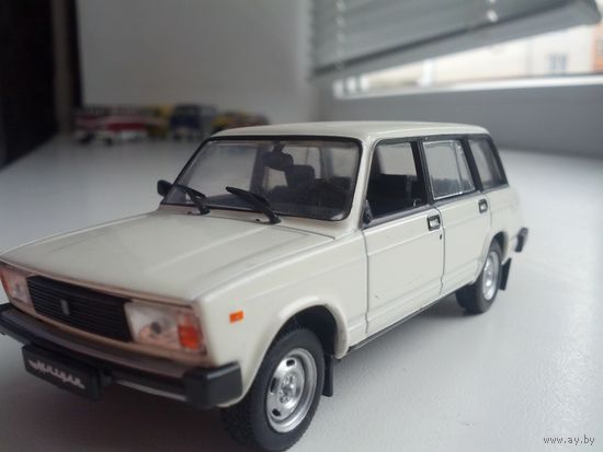 ВАЗ 2104  Автолегенды СССР 43