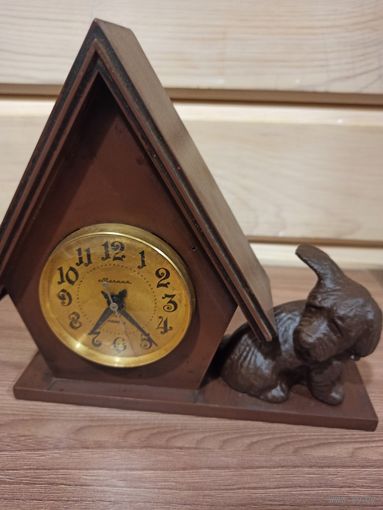 Часы настольные