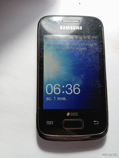 Мобильный телефон Samsung