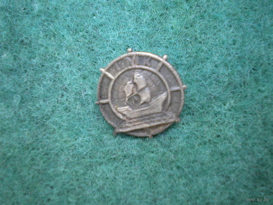 Значок  "LMK"  RP  до 1940 г