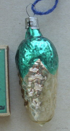 Ёлочная игрушка. Шишка. Р-32.