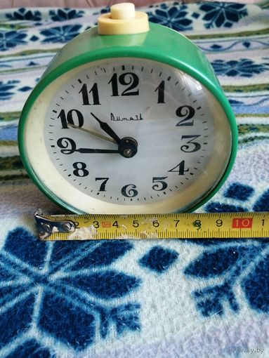 Будильник витязь