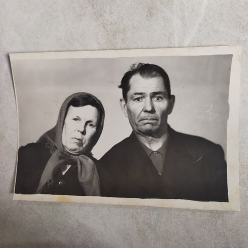 Фотография. История СССР в лицах. Семейная пара. Николай и Маруся. 1980 год