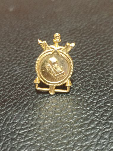 Эмблема Стройбата СССР ( на усах)