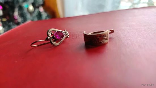 Серебряные позолоченные серёжки СССР 825 и 975 с синтетическим рубином