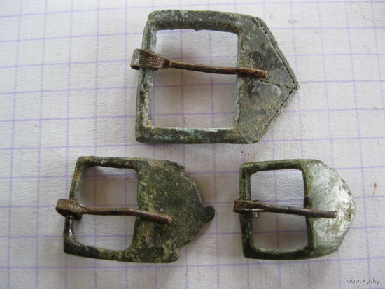 Пряжки древние, 3 шт. Бронза, литье.