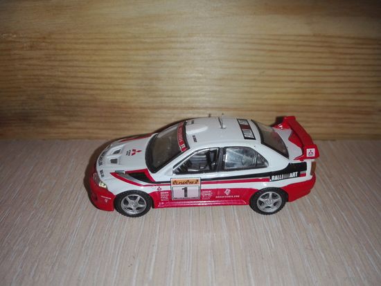 MITSUBISHI LANCER .1/72.Cararama.