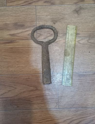 Ключ кованый
