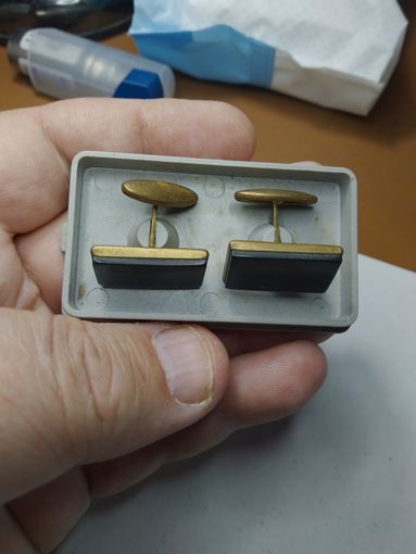 Запонки с камнем , с рубля