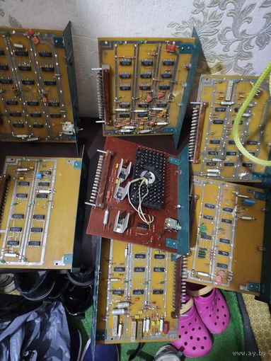 Платы с деталями