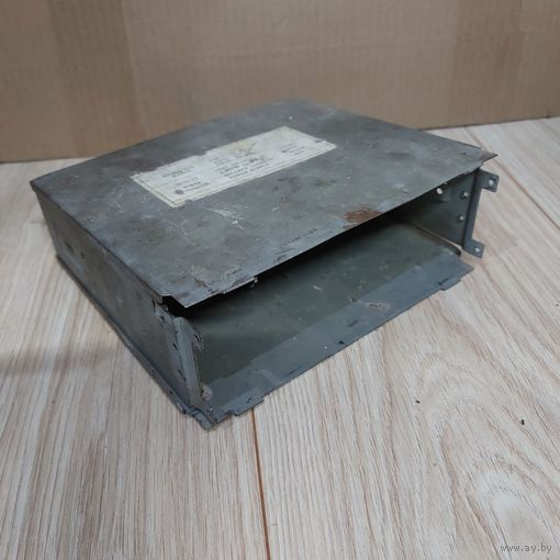 Металлический корпус для ручных поделок. Корпус от автомагнитолы и CD привода