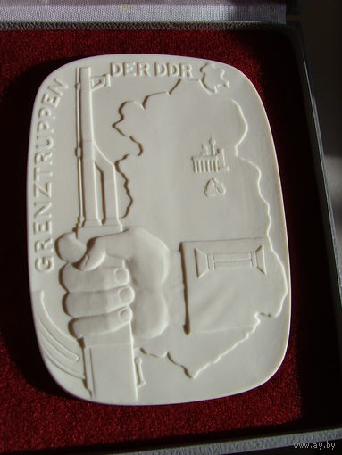 Настольная медаль Meissen Grenztruppen der DDR . Мейсен