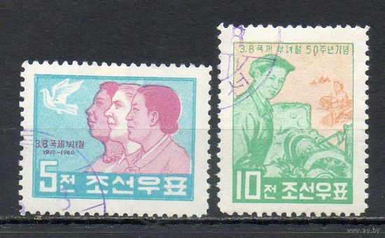 8 Марта КНДР 1960 год серия из 2-х марок