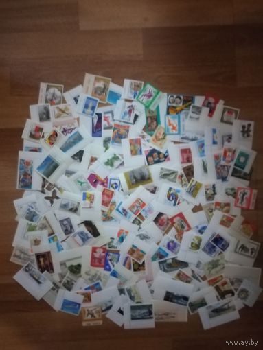 140 чистых марок СССР с уголками, с номерами