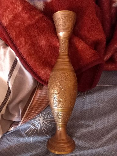 Ваза латунная с гравировкой 34 см. красивый антураж