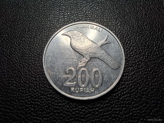 Индонезия 200 рупий 2003