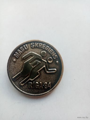 ЗНАЧОК РИГА-84