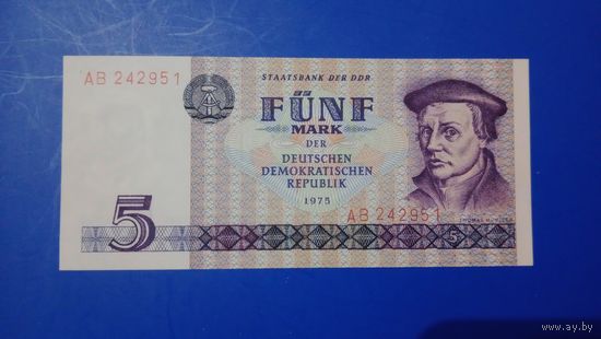 ГДР 5 марок 1975 unc
