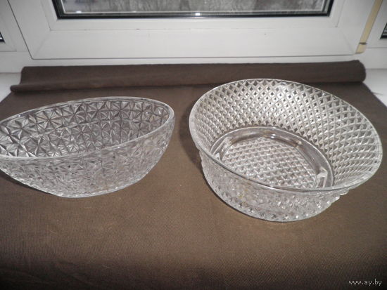 Салатницы хрустальные 2 шт.времён СССР,С рубля.