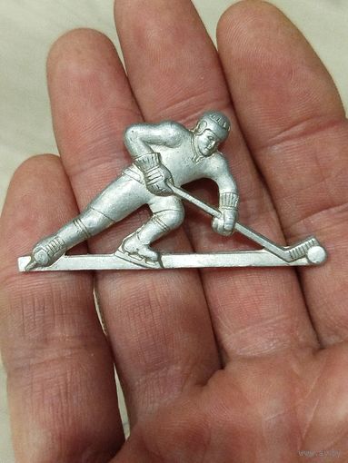 Хоккеист,не раскрашенный