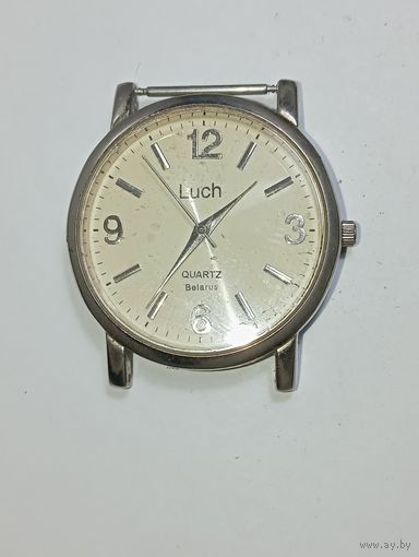 Кварцевые часы Luch .  С рубля
