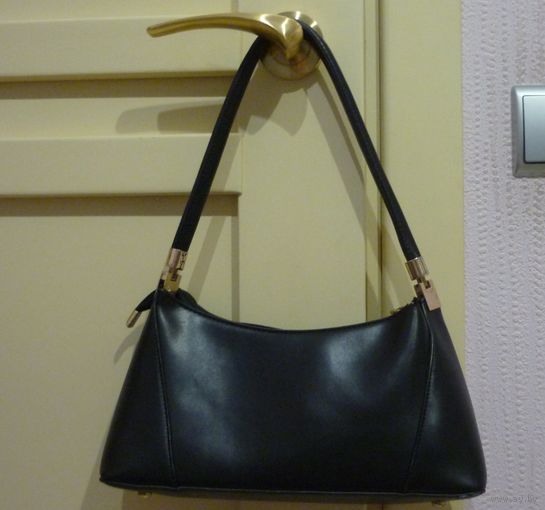 Сумочка женская чёрная