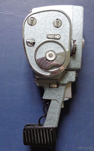 Кинокамера "Кварц" 1961г.