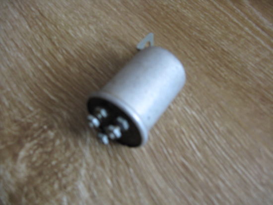 Реле поворотов РС-57.