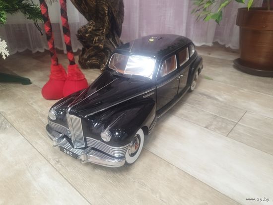 ЗИС 110 1:8 МАСШТАБ