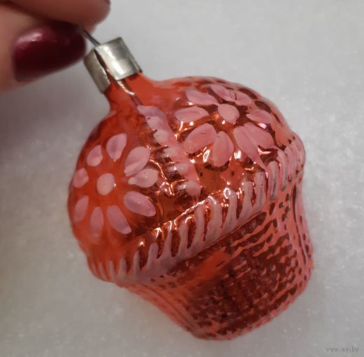 Ёлочная игрушка розовая Корзинка с цветами, стекло. СССР