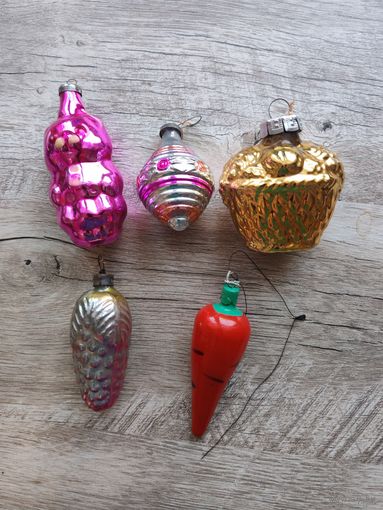 Ёлочные игрушки