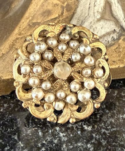 Винтажная брошь тяжелая