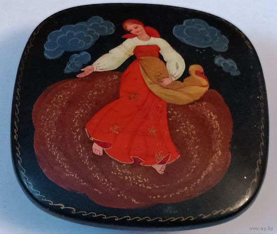 Шкатулка " Сеятельница". СССР. Все лоты с 1 рубля!