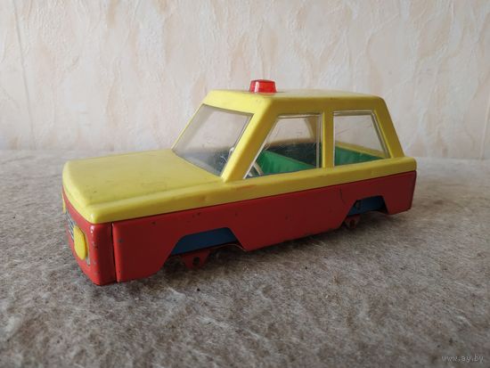 Детская игрушка-автомобиль. СССР, вторая половина прошлого века.