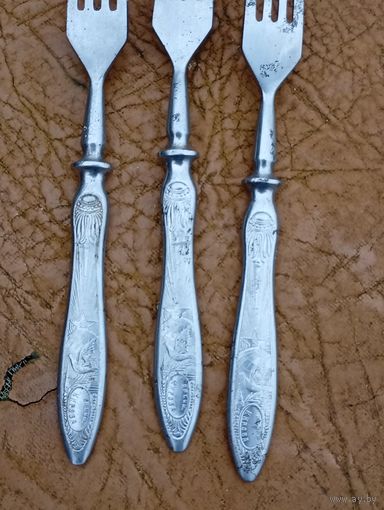 "Вилки столовые" 3шт редкие ссср "арт им кирова" "АГИТАЦИЯ- ГОЛУБЬ МИРА"!
